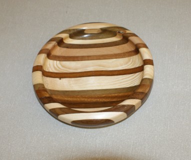 This laminated dish won commended certificate for Janet Ridout